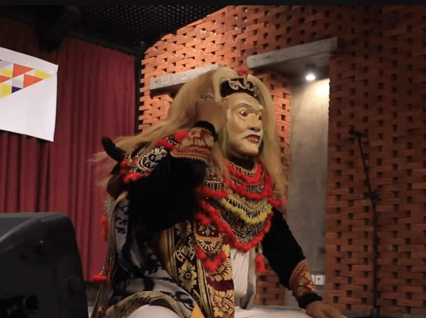 Topeng Pajegan Sakral